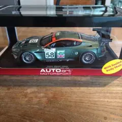 アストン・マーチンDB7 1/18 クロムメッキ仕様 スペイン製 中古品