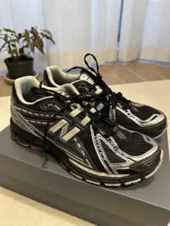 ニューバランスU1000 10A（BLACK/RED ROCK） 26.5 美品 - メルカリ
