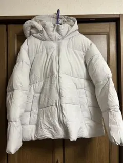 ホワイト フード付きダウンジャケット Lサイズ