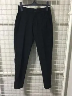 a.v.v. 黒 ストレッチパンツ