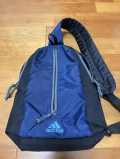 adidas ワンショルダーバッグ ボディバッグ ネイビー ブラック