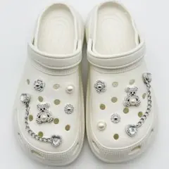 クロックス ジビッツ シルバー 白 花 くま チェーン キラキラ デコ Y2K
