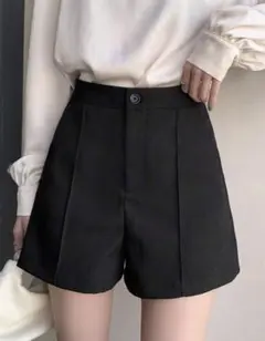 Dazy ハイウェスト ショートパンツ