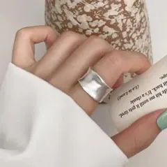 Item thumbnail for item 325b7ad3-8fa2-46ff-8606-6bf58cebc439