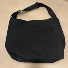 UNIQLO ショルダーバッグ ブラック