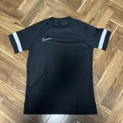 ナイキ　Tシャツ