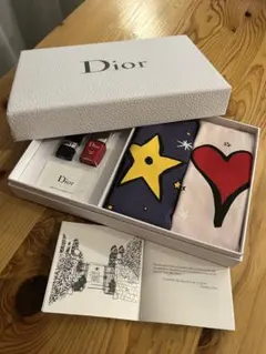 Dior ポーチとネイル、リップのセット　非売品　新品未使用