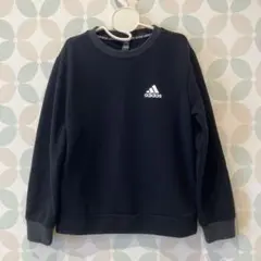 adidas 黒 トレーナー 長袖　130