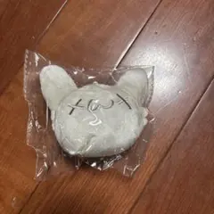 グレー猫デザインぬいぐるみ・キーホルダー付き