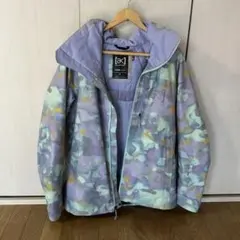 Burton [ak]® GORE-TEX ダウンジャケット 迷彩柄スノーボード