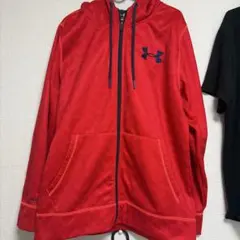 UNDER ARMOUR レッド フルジップパーカー LG