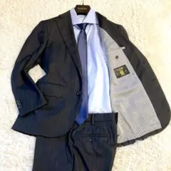 【2パンツ・estrato生地】グローバルスタイル KAISER　スーツ　超美品