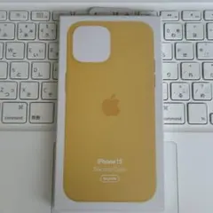 iphone15 シリコンケース サンシャイン