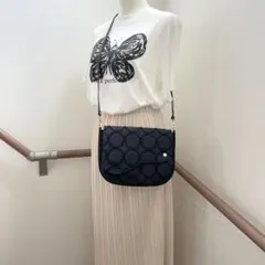 ⚮̈ミナペルホネン　tambourine いっぱいポッケのフラップポシェット