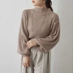 新品ボリューム袖リブプルオーバー