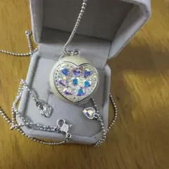 Swarovski ハートボール ネックレスのサムネイル