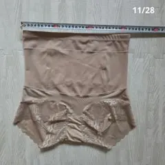 ガードルショーツ