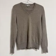 ユニクロ　カシミヤセーター　Vネック　M