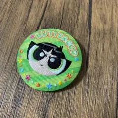 バタカップ ピンバッジ
