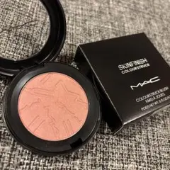 MAC スキンフィニッシュ カラーストラックブラッシュ ハニーラブのサムネイル