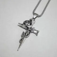 薔薇と十字架デザイン　オシャレなネックレス　プレゼントユニセック60cmチェーン