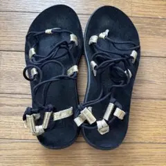 Item thumbnail for item 0ad10e6c-33d1-443d-a9db-79a657092566