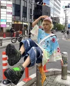 あおばくん着用 キムロートンTシャツ Kim Laughton - メルカリ
