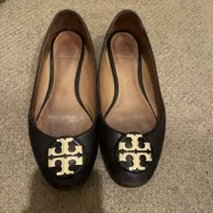 未使用✨トリーバーチ ライラドライバー フラットシューズ リボン ロゴ金具 TORY BURCH トリーバーチ フラットパンプス MINNIE TRAVEL