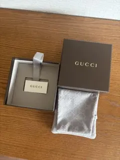 グッチの箱 布袋付き ギフトボックスに 状態良いです！