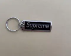 supreme キーホルダー ピンバッジ 水平器 supreme キーホルダー ピンバッジ 水平器 Supreme - Level