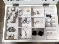 アクセサリー　大量　まとめ売り