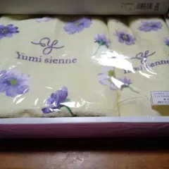 Yumi sienne by yumi Katsuraバスタオル・フェイスタオルのサムネイル
