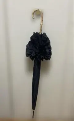 Maison de FLEUR メゾンドフルール フリル日傘のサムネイル
