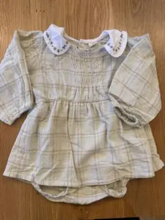 淡い緑色のチェック柄ロンパース 80 tete a tete