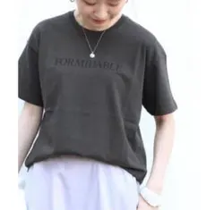IENA FORMIDABLE ロゴTシャツ チャコールグレーのサムネイル