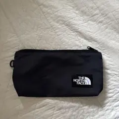 THE NORTH FACE ポーチ ブラックのサムネイル