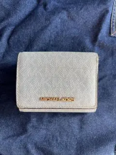 MICHAEL KORS 三つ折り財布ペールブルー
