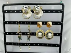 ピアス　３点セット　お得なセット　ハンドメイド　大人可愛い　ビーズ刺繍