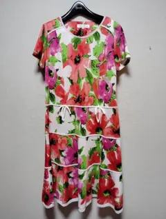 美品大きいサイズスーパービューティ花柄ジャージーワンピース