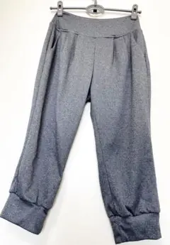 ストレッチ　クロップドパンツ　ジョガーパンツ