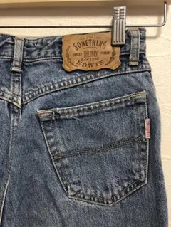 Item thumbnail for item 8700fcae-d670-41d4-939f-f1742086e21b