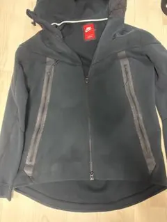 テック パーカー