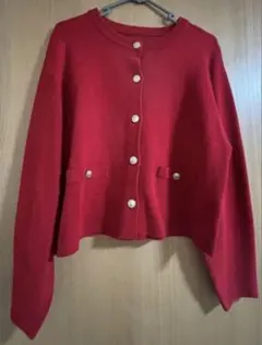 値下げ！レッド ボタン付きカーディガン