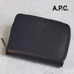 A.P.C.　アーペーセー　サフィアーノレザー　折り財布　黒のサムネイル