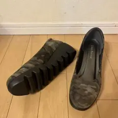 ヒルズアベニュー　パンプス　厚底　ウェッジソール　ウェーブソール　迷彩