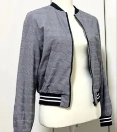 【美品】ZARA アウター ジャンパー　ショート丈 ブルゾン XSサイズ