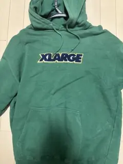 XLARGE グリーン フード付きパーカー