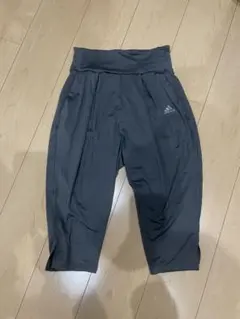 adidas グレー ヨガパンツ
