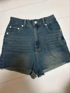FUN デニムショートパンツ　ラインストーン