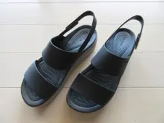 Crocs 厚底サンダル レディース w7のサムネイル
